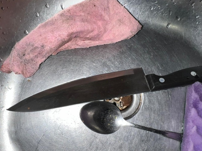 У Зеленодольську 52-річний чоловік вдарив ножем свого знайомого 