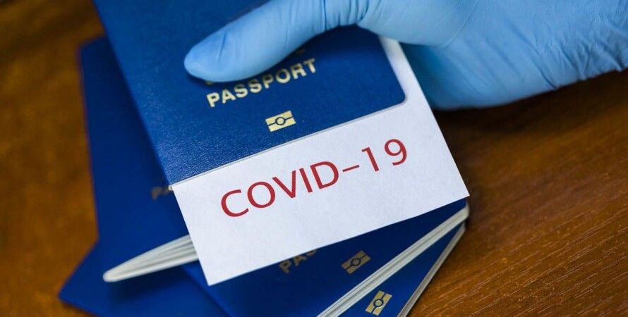 В Украине запустили первые “ковидные паспорта“: как получить сертификат о прививке