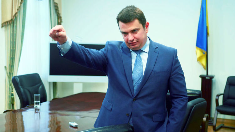 Лазарев: “Сытник создает прецедент, когда любой сможет игнорировать решения украинских судов”