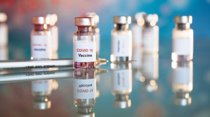 Вторую дозу вакцины против COVID-19 получили более 10 тысяч жителей Днепропетровщины 