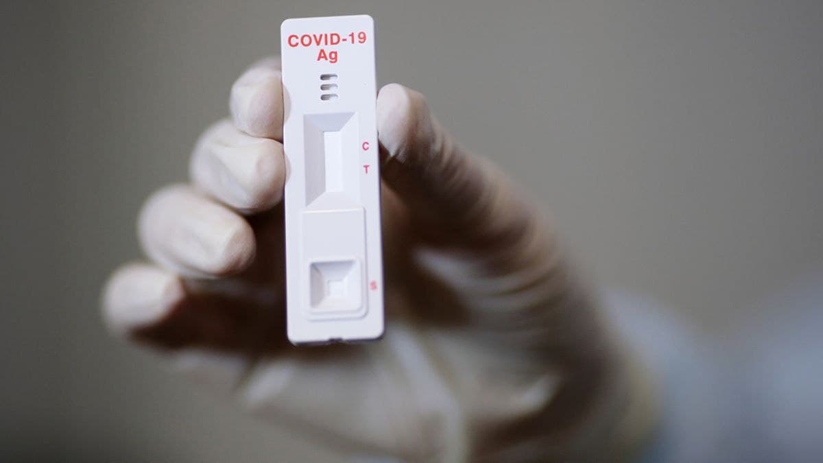 Отличить COVID-19 от ОРВИ можно только с помощью тестирования – главный санитарный врач развеял миф о постановке диагноза COVID-19