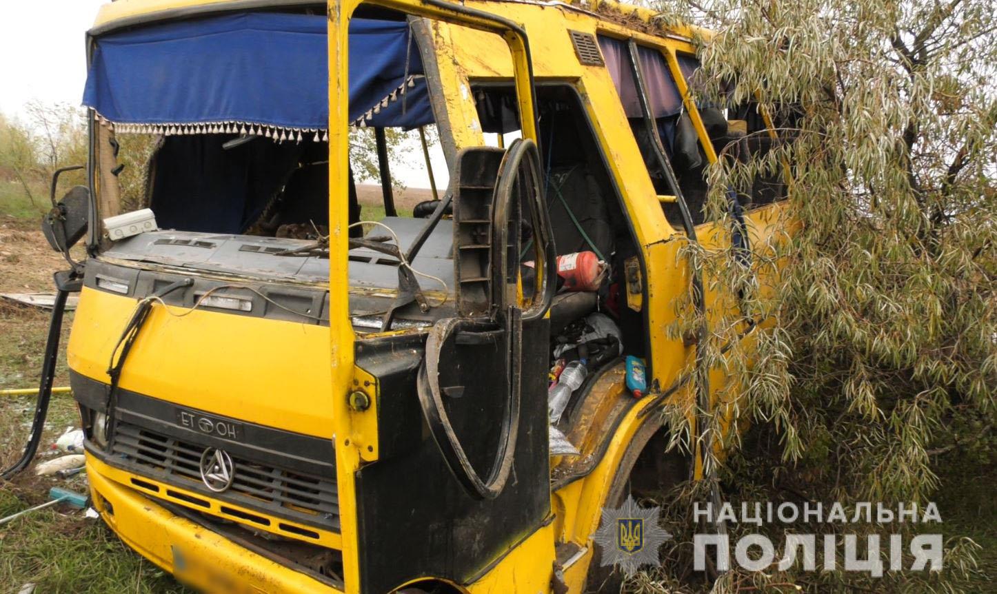 Водителю автобуса, разбившегося в Херсонской области, сообщили о подозрении