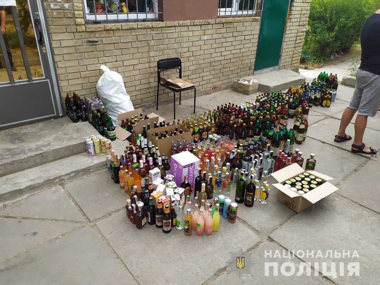 На Днепропетровщине изъяли почти 500 литров контрафактного алкоголя 