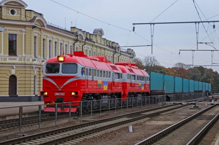 Литва хочет запустить в Украину частные локомотивы