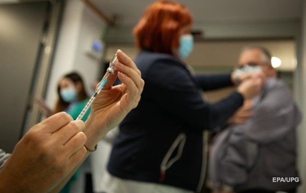В Украине стартовала вторая волна вакцинации