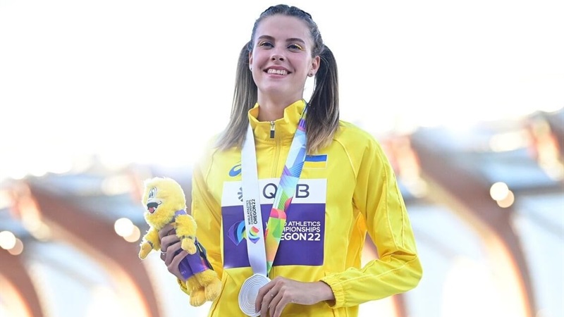 Спортсменка з Дніпра Ярослава Магучіх — срібна призерка чемпіонату світу з легкої атлетики в Юджині
