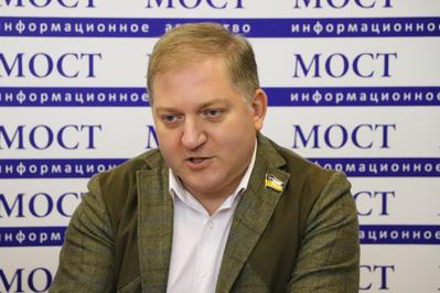 Олег Волошин: “Без права граждан поменять власть, развитие демократии в Украине невозможно”