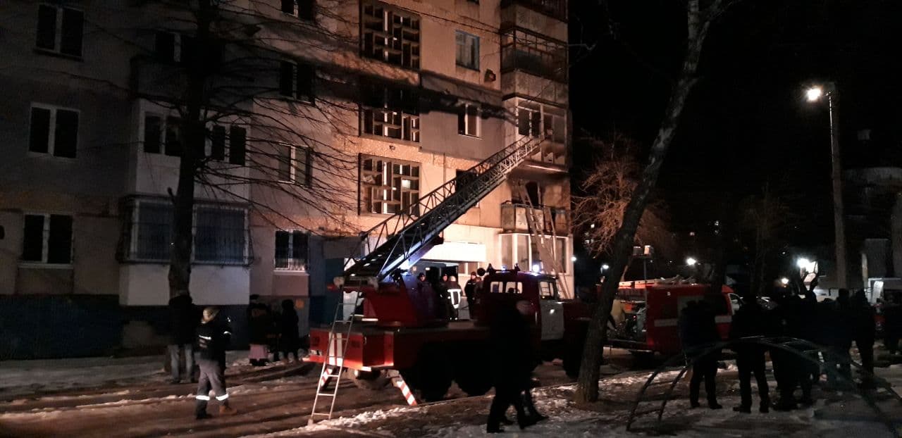 В одной из многоэтажек Кропивницкого прогремел взрыв: есть пострадавшие (ФОТО)