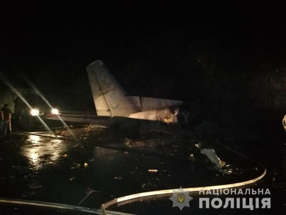 В Харьковской области упал и загорелся самолет, есть погибшие
