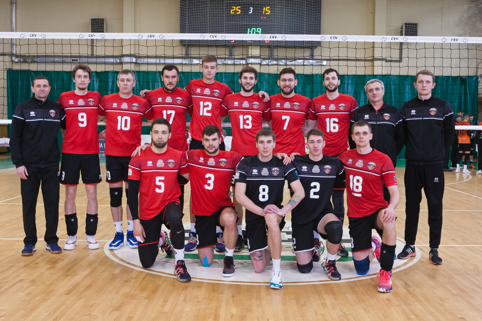 Команда днепровских спортсменов заняла первое место в чемпионате Украины по волейболу среди мужчин