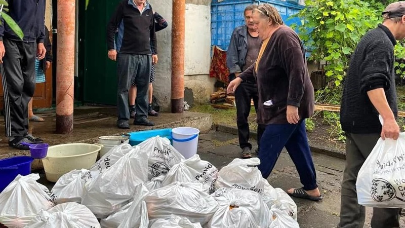Гуманітарна допомога Краматорську та Харкову, евакуація людей з Донеччини: чергова допомога від Дніпра