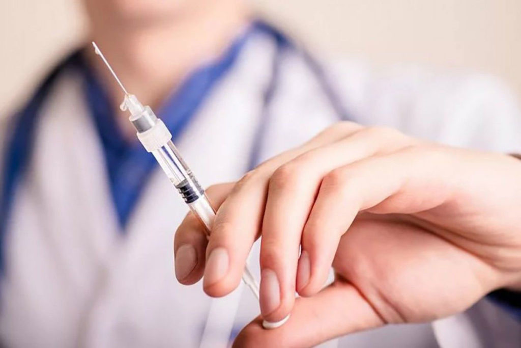В Минздраве рассказали, какие прививки украинцы могут сделать бесплатно