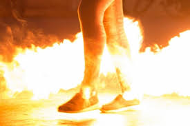 В Кривом Роге одинокая женщина устроила самосожжение в подъезде