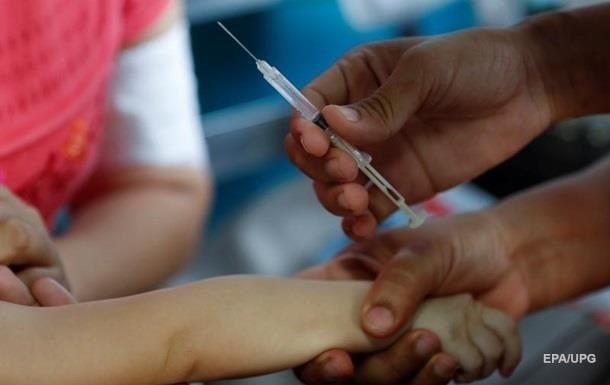 Темпы вакцинации резко сократились на выходных
