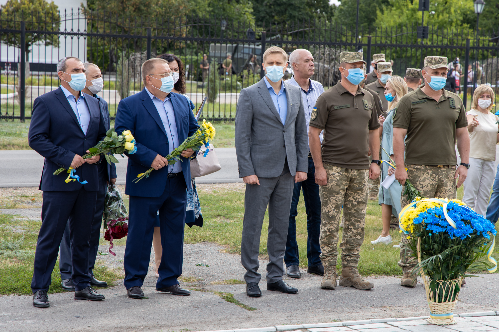 Глава ДнепрОГА Бондаренко наградил военнослужащих бригады "Холодный Яр"