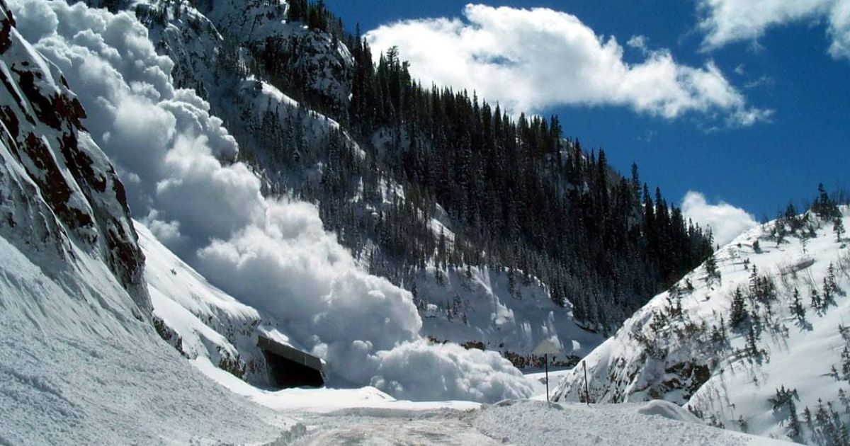 В ГСЧС сообщили о высокой снеголавинной опасности на территории Карпат