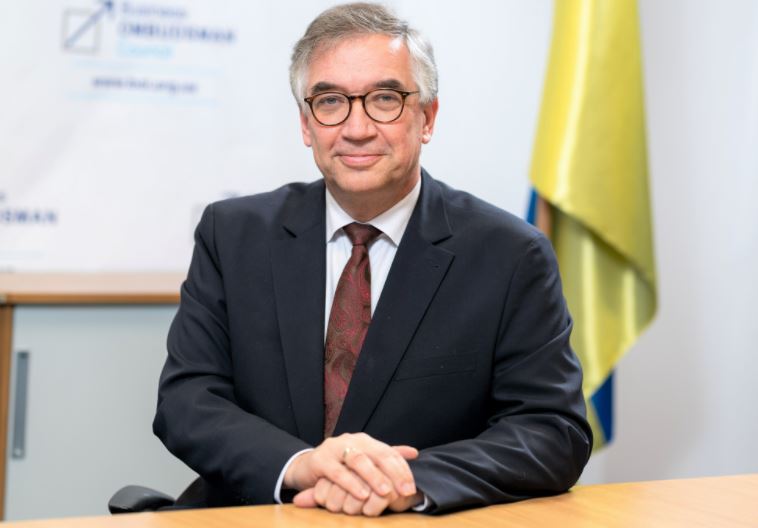 Бизнес-омбудсменом Украины назначен канадский дипломат 