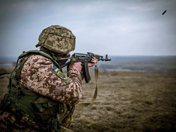 Сегодня на Донбассе вступает в силу режим прекращения огня