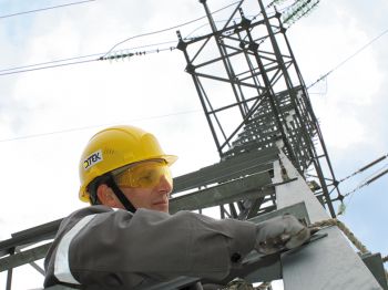 ДТЕК Дніпровські електромережі допомагає відновити електропостачання Миколаївської області