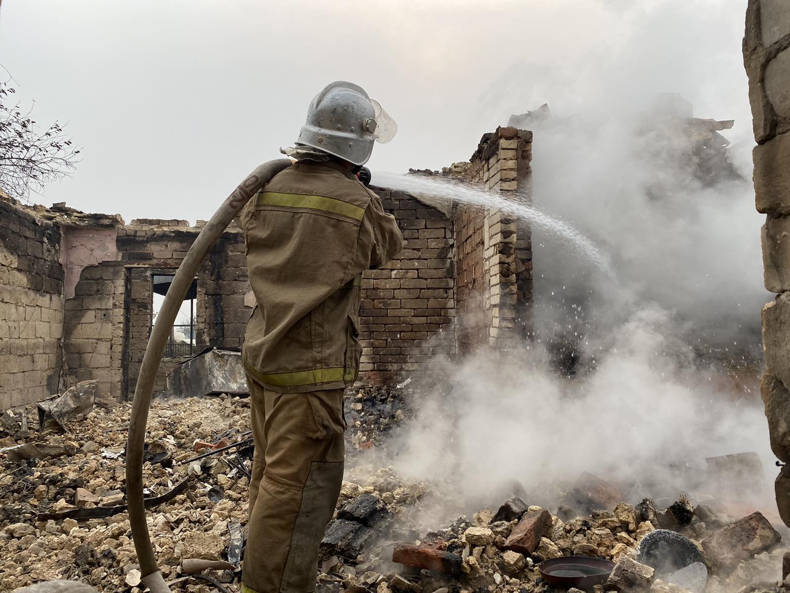 Число погибших из-за пожаров в Луганской области выросло до 9 человек