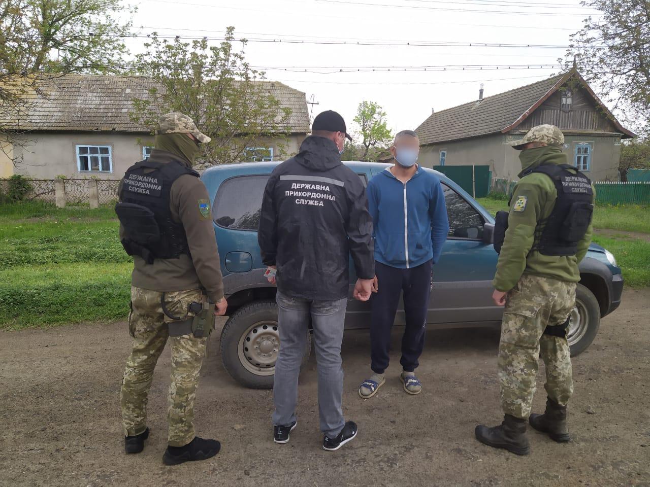 Преступник, которого разыскивал Интерпол, пытался незаконно попасть в Украину: его задержали в Одесской области 