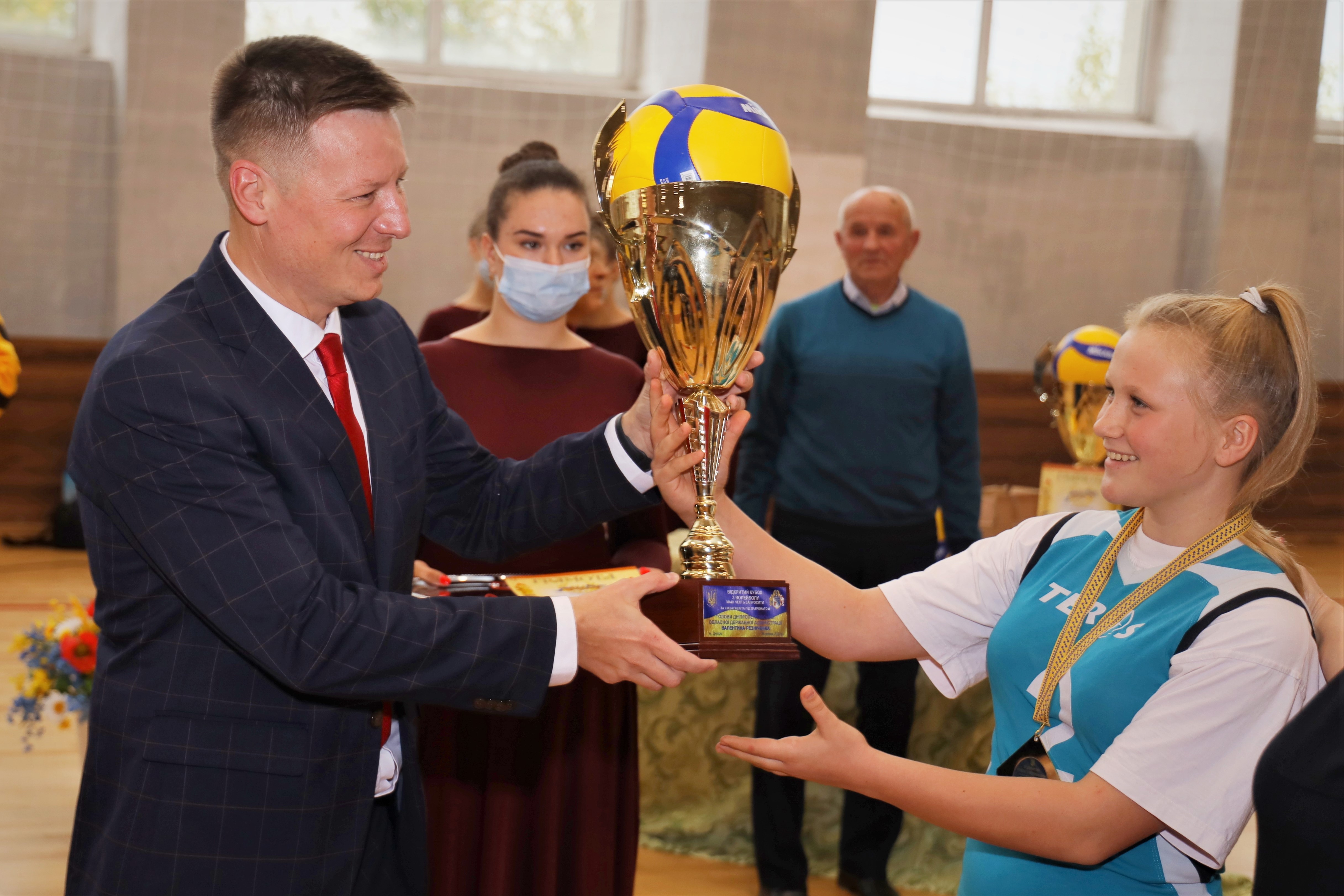До Дня захисників та захисниць України на Дніпропетровщині провели Відкритий кубок з волейболу
