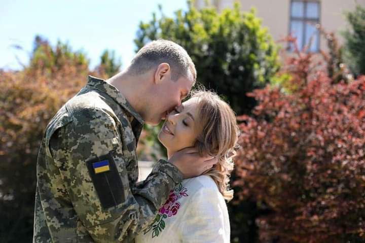 За три місяці війни в Україні зареєстровано майже 52 тисячі нових родин