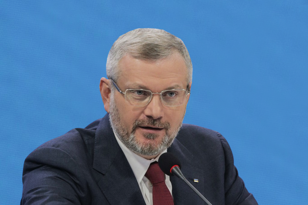 Вилкул: “Пришло время сильной региональной партии, которая не получает команды из Киева, а подотчетны только жителям Днепропетровщины”