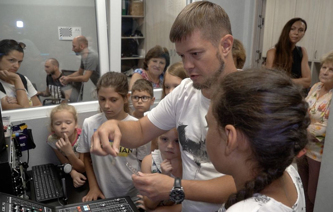 У Дніпрі провели екскурсію для переселенців та мешканців міста на телеканалі «ДНІПРОTV»