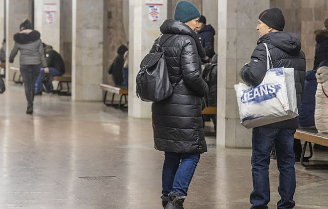Дніпровське метро цілодобово відкрите для укриття під час тривоги   