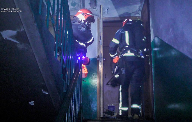Во Львове загорелась многоэтажка: в результате пожара  погибла женщина 