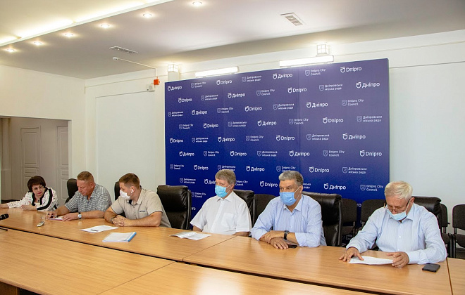 В Днепровском городском совете объяснили, как выплачиваются заработные платы медицинским работникам