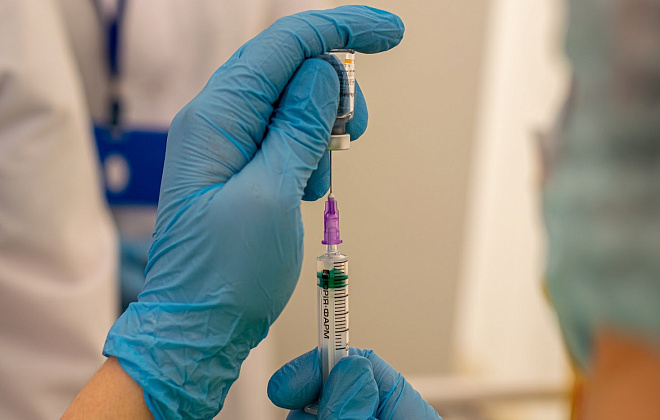 Более 185 тыс жителей Днепропетровщины вакцинировались от коронавируса