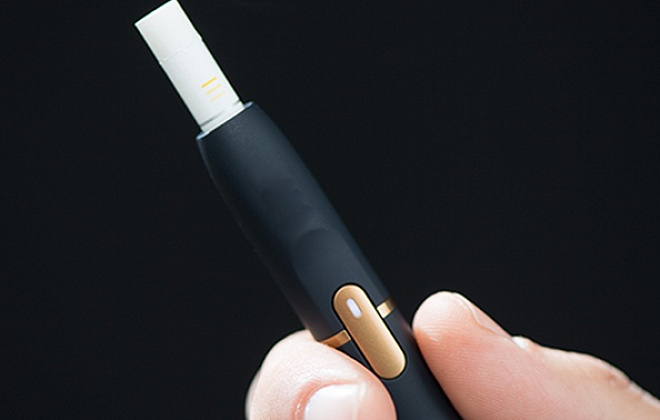 В Украине хотят запретить продажу электронных сигарет несовершеннолетним