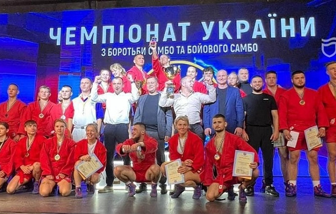 Дніпряни вибороли 8 медалей на Чемпіонаті України з боротьби самбо та бойового самбо