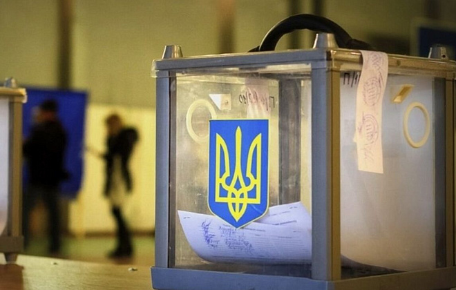 “Без прямых юридических последствий”: в Офисе Зеленского прокомментировали инициированный президентом опрос в день выборов