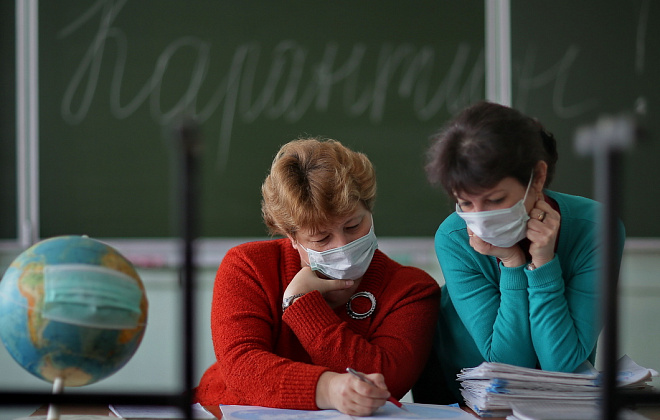 В Киеве из-за коронавируса у педагогов закрыли школу