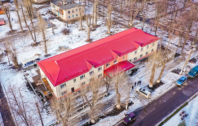 У селі Червоне Криворізького району завершують реконструкцію будівлі під амбулаторію