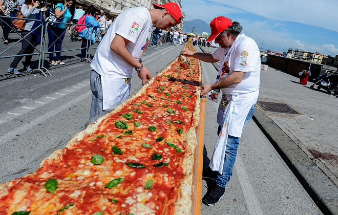 Самый крупный кот и самая длинная пицца: Днепр и область заняли второе место по количеству рекордов 