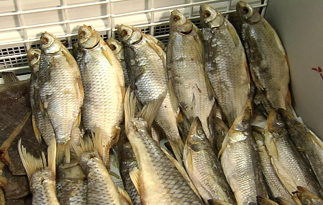 В Кривом Роге женщина умерла от ботулизма после употребления соленой рыбы