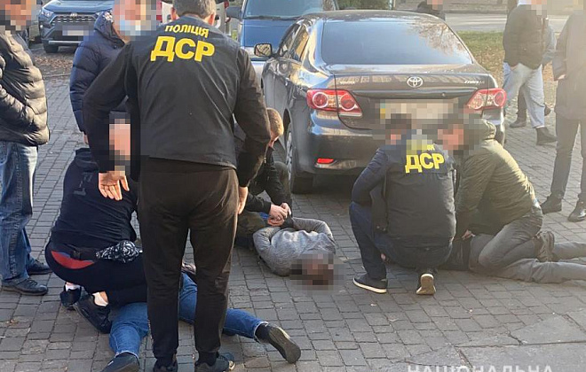 Награбили на 700 тыс гривен: полиция Львова задержала преступников, которые специализировались на кражах (ВИДЕО)   