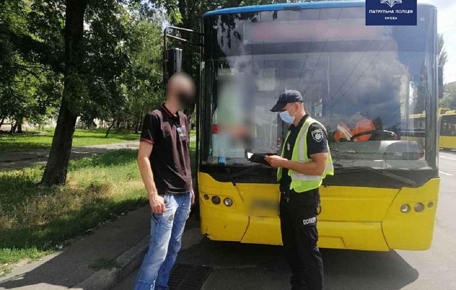 В Киеве водитель троллейбуса под наркотиками возил пассажиров