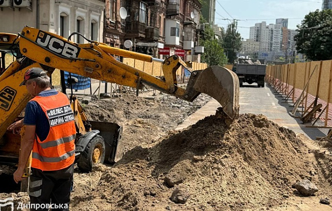 Ремонт зливового колектора на вул. Князя Володимира Великого у Дніпрі вирішить багаторічну проблему з підтопленням центру міста