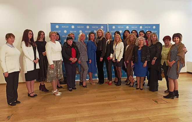 Делегация женщин-лидеров Днепропетровской области принимает участие в Kуiv Global Summit