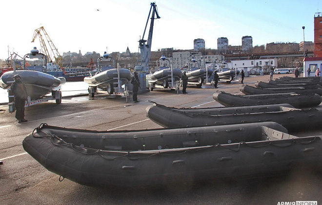 Помощь военно-морскому флоту: штаты подарили Украине 70 надувных лодок (ФОТО)