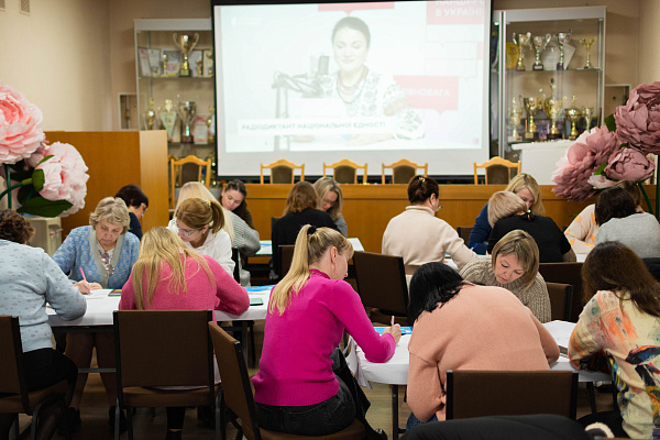 Газовики Дніпропетровщини традиційно долучились до написання Всеукраїнського радіодиктанту національної єдності
