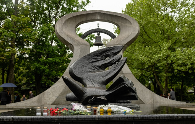38-мі роковини Чорнобильської трагедії: на Дніпропетровщині вшанували пам'ять загиблих ліквідаторів