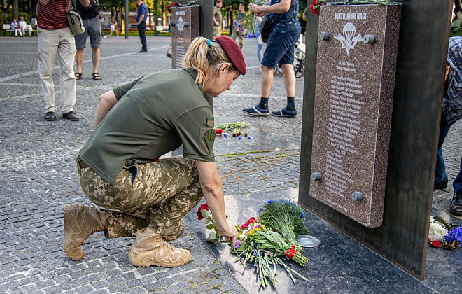 На Днепропетровщине почтили память погибших в ИЛ-76 военных (ФОТОРЕПОРТАЖ)