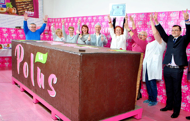 В Харькове изготовили крупнейший в мире шоколадный батончик (ФОТО)