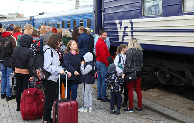 30 дітей з Дніпра відправились у подорож Коломиєю